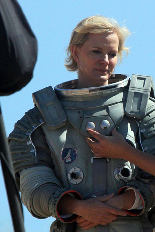 Illustration for article titled New photos from episodes 7 8 & 9 filming on Doctor Who (Updated)